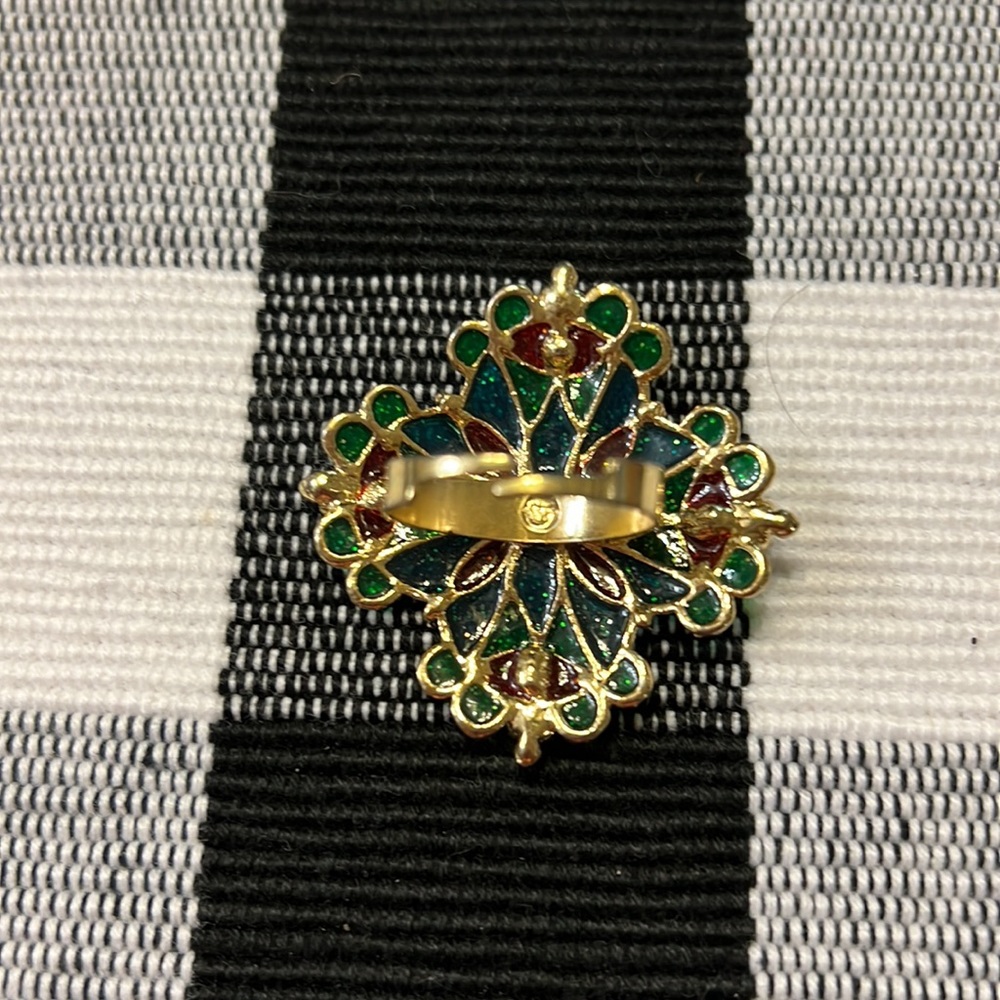 Victorian style Replica fashion jewelry with rhinestones - Picture 4 of 5